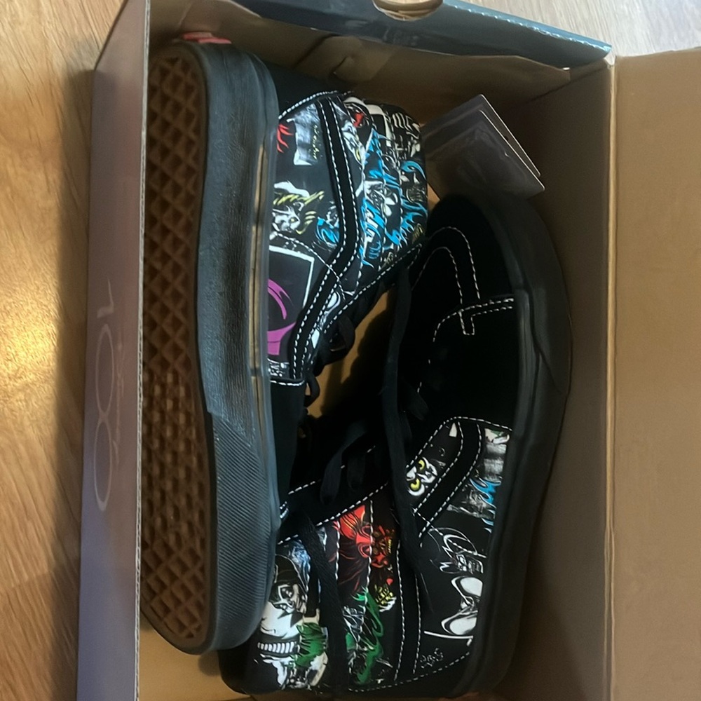 Vans Sk8-Hi Disney100 Villains